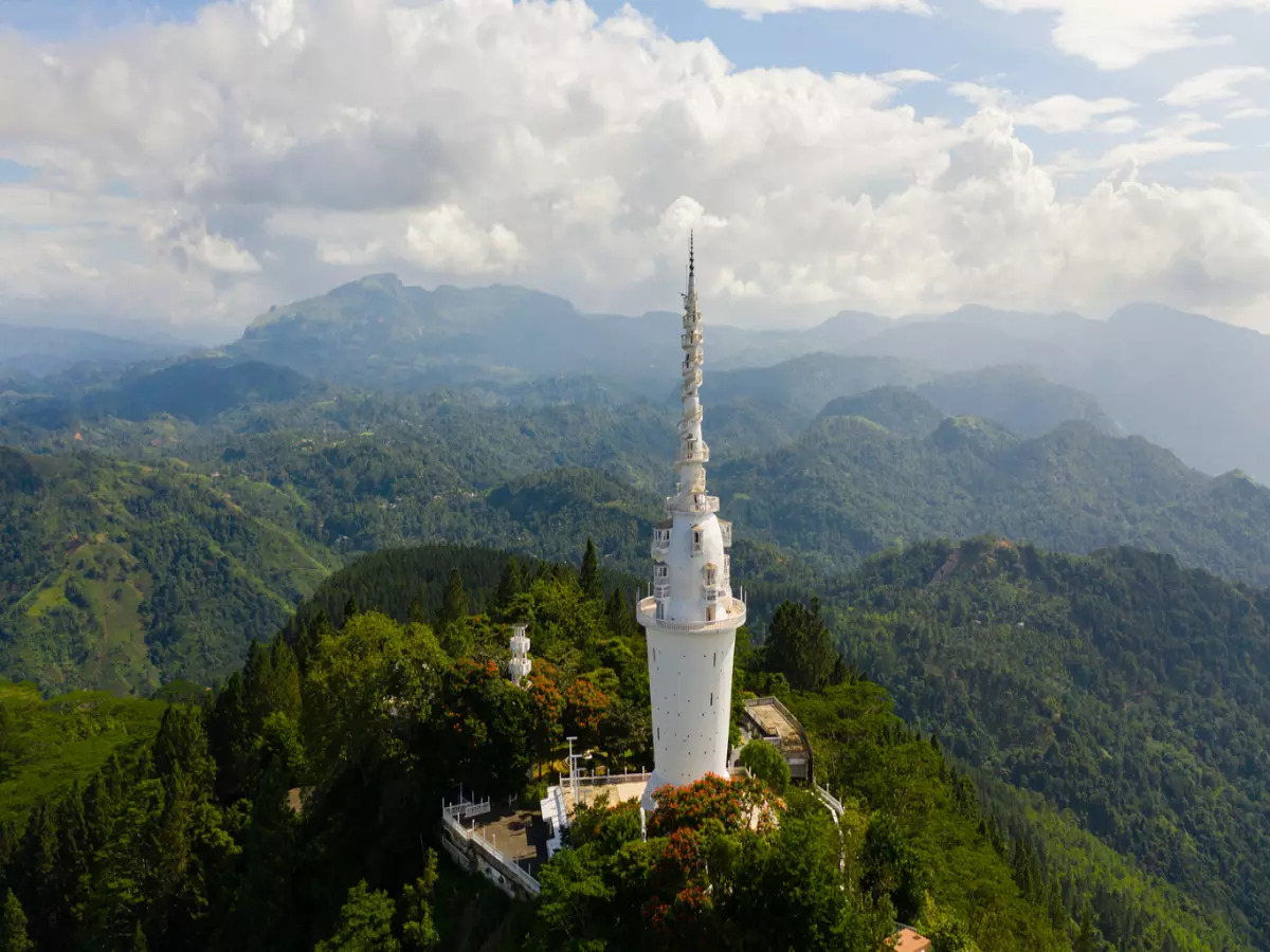 Experience the stunning views from Ambuluwawa Tower in Sri Lanka